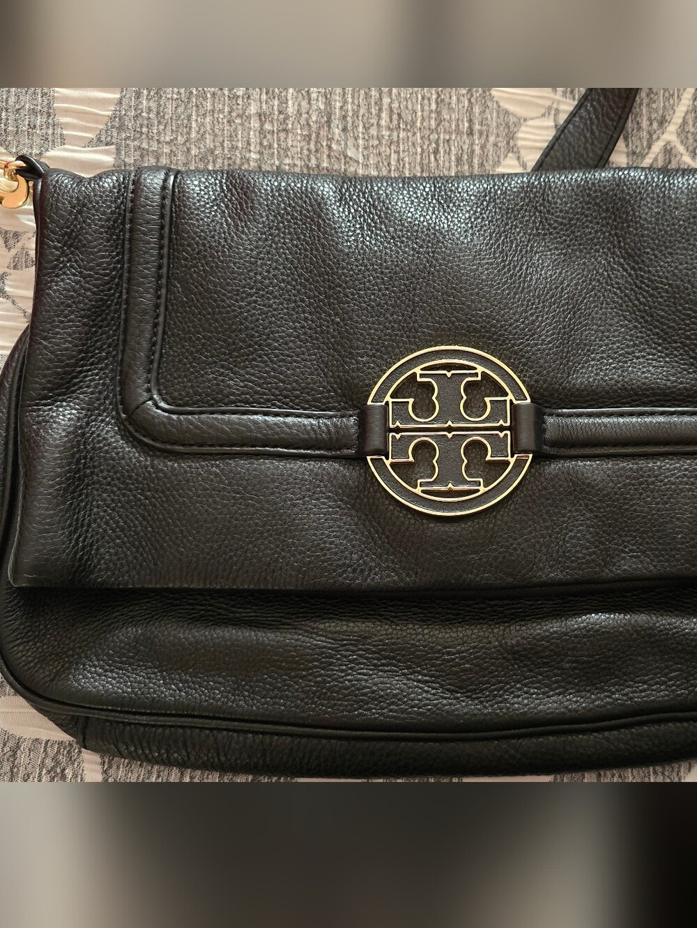 Tory Burch Black Leather Shoulder Bag with Gold Logo